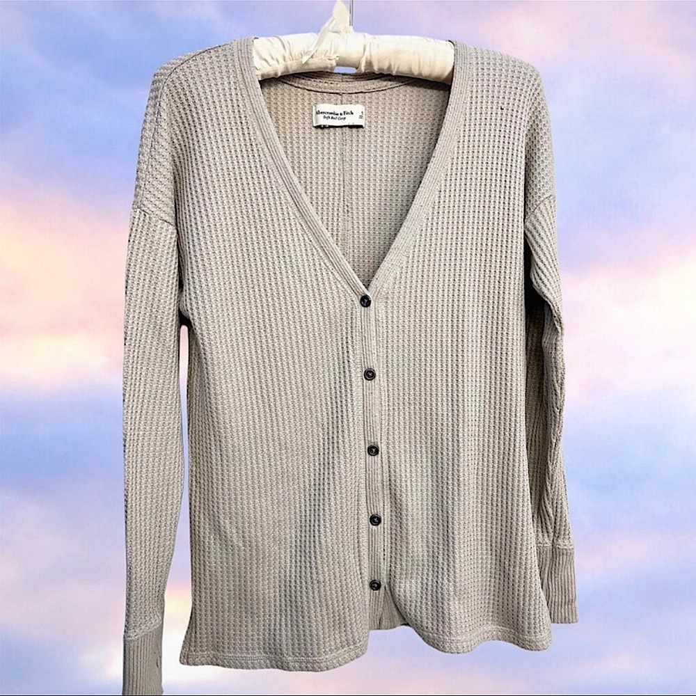 Abercrombie and Fitch Soft Cozy Waffle Knit button‎ up Cardigan Size small NWOT